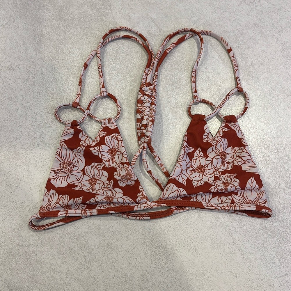 Acacia bikini top size small in Rust Magnolia print